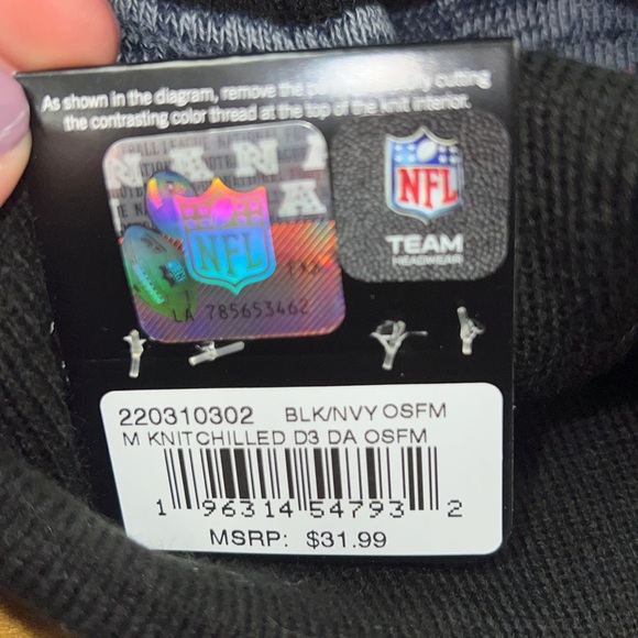 Cowboys NFL Beanie NWT - Picture 3 of 6